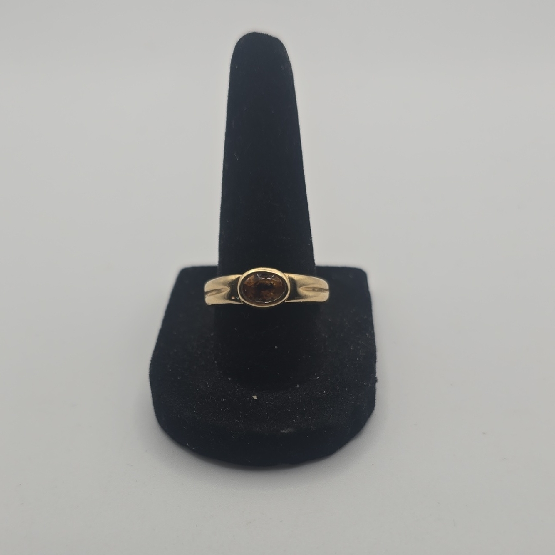 8.75 14k Gold Ring With Yellow Citrine Gemstone